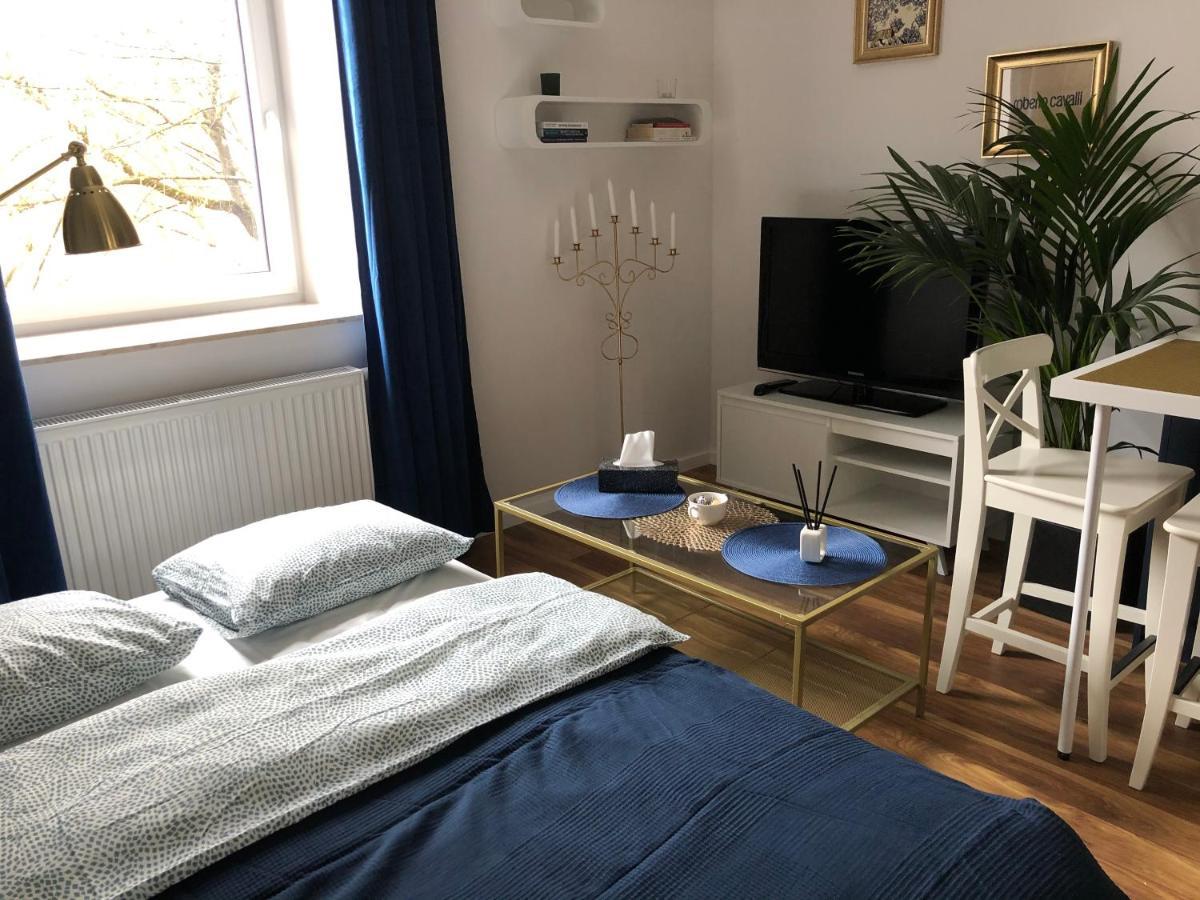 Blue Dior Apartment Warsawa Bagian luar foto